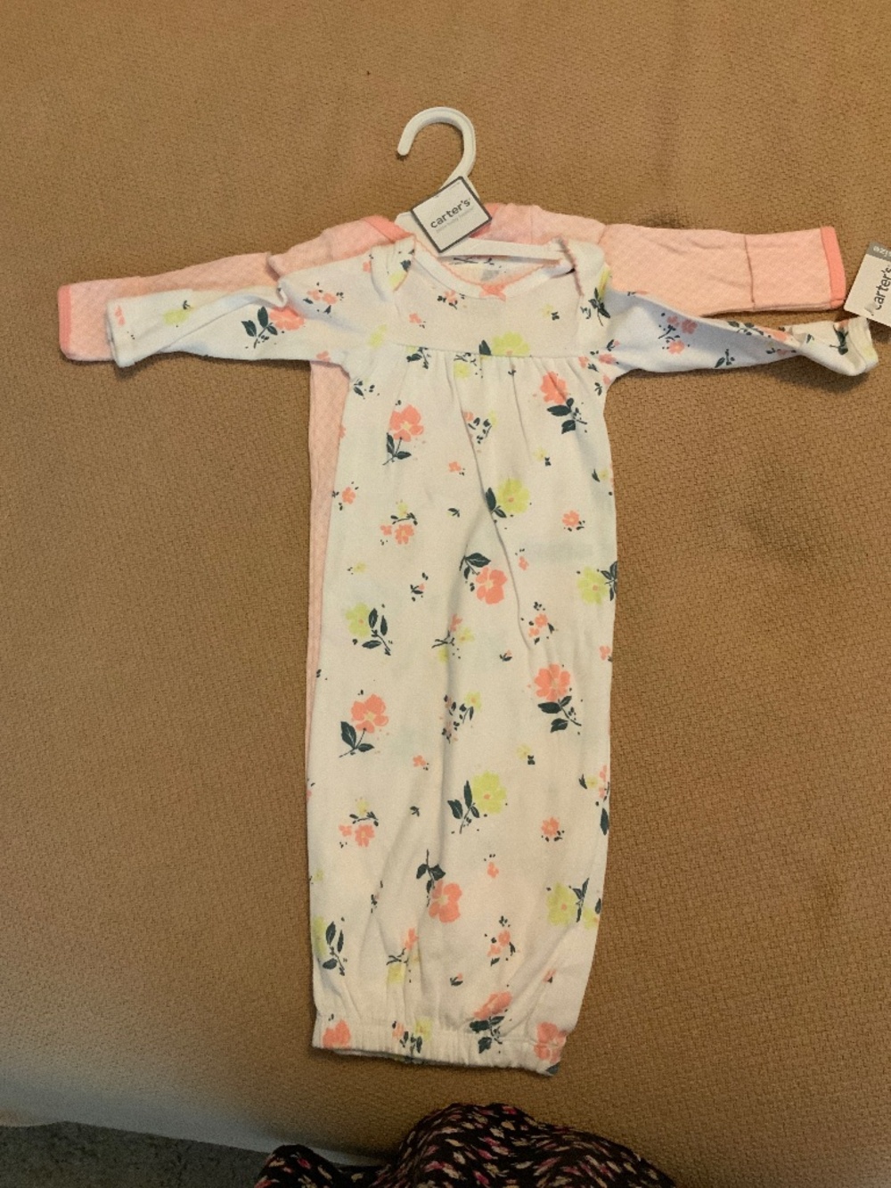 Carters Baby 2 pc Layette